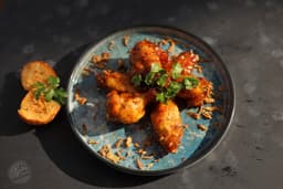 Özel Soslu Tavuk Kanadı