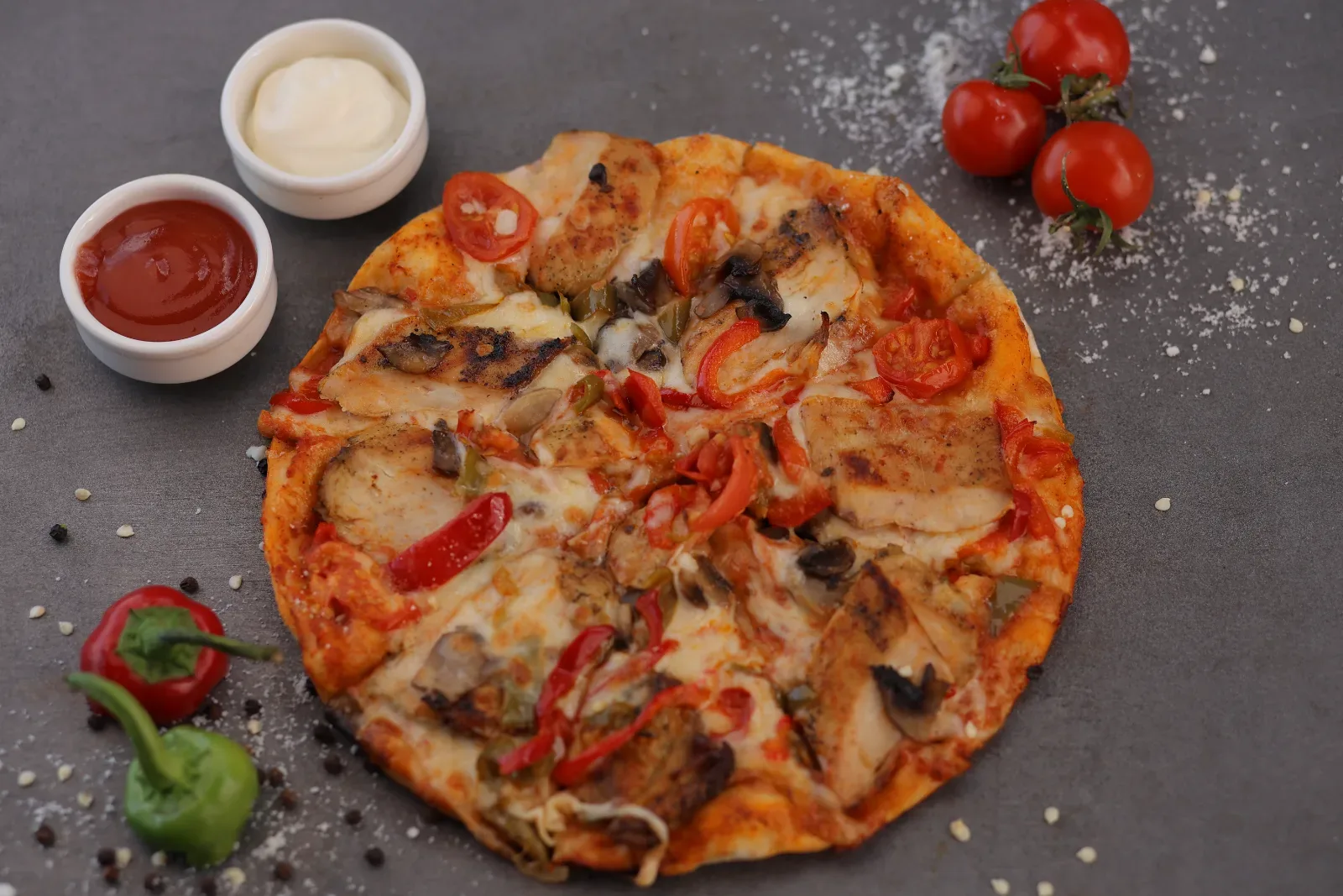 Füme Etli Robespier Pizza