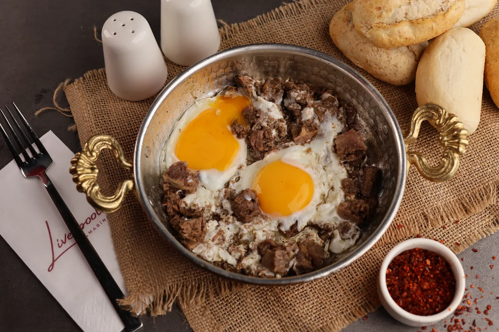 Kavurmalı Yumurta
